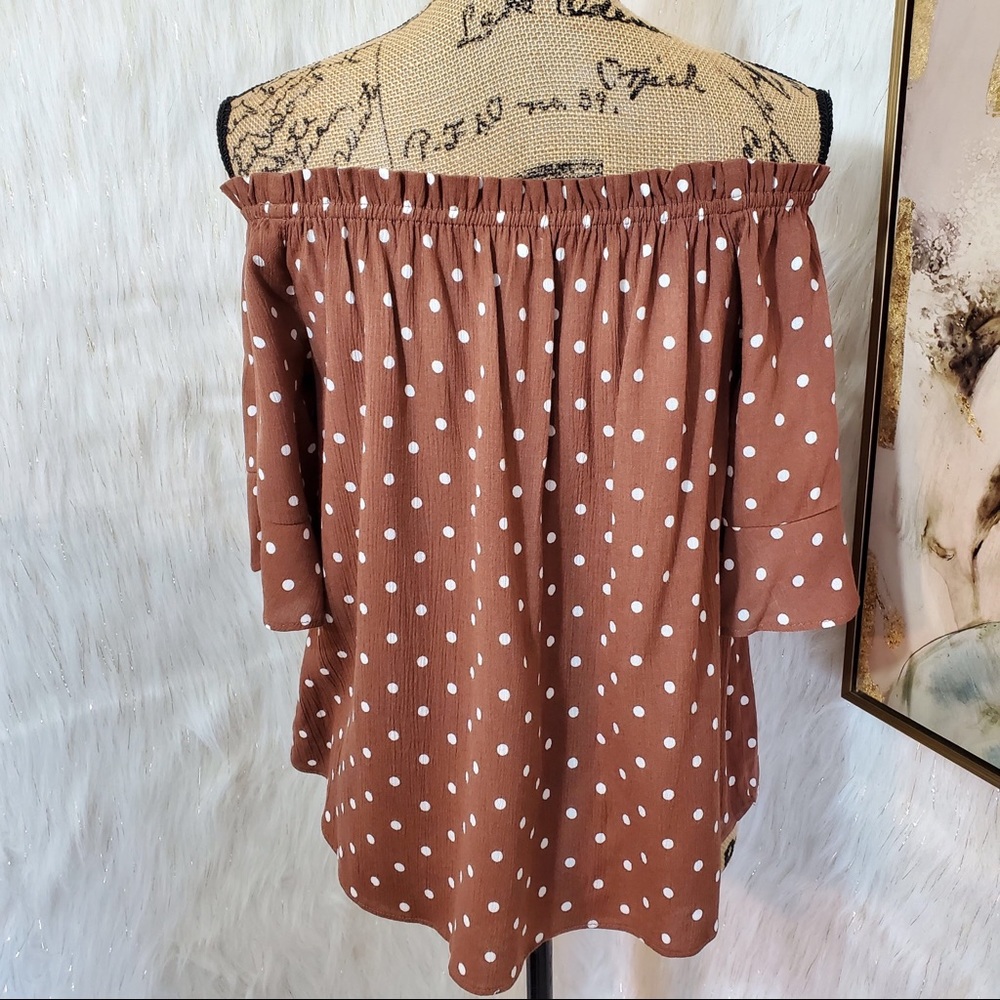 Maurice’s off the shoulder polka dot blouse - Picture 5 of 6